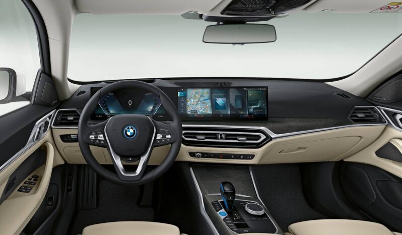 
								2024 BMW I4 full									