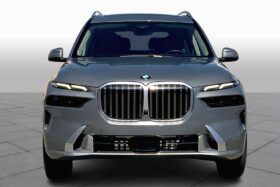 2025 BMW X7