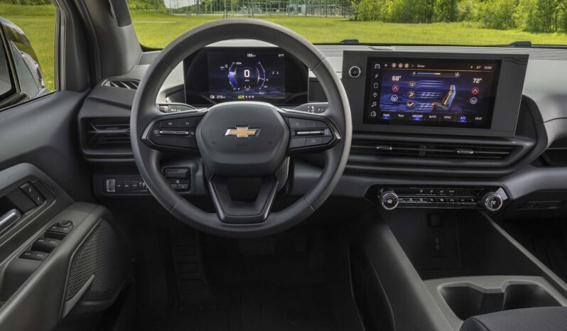 
								2025 Chevrolet Silverado EV full									