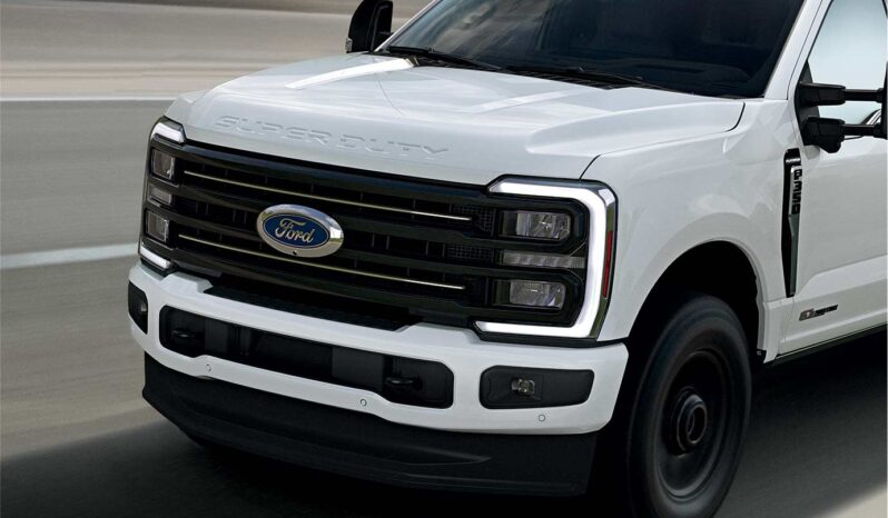 
								2025 Ford F350 Super Duty Crew Cab full									